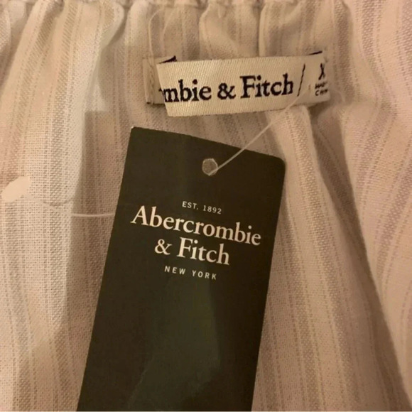 NWT Abercrombie & Fitch Off The Shoulder Top - Picture 7 of 8